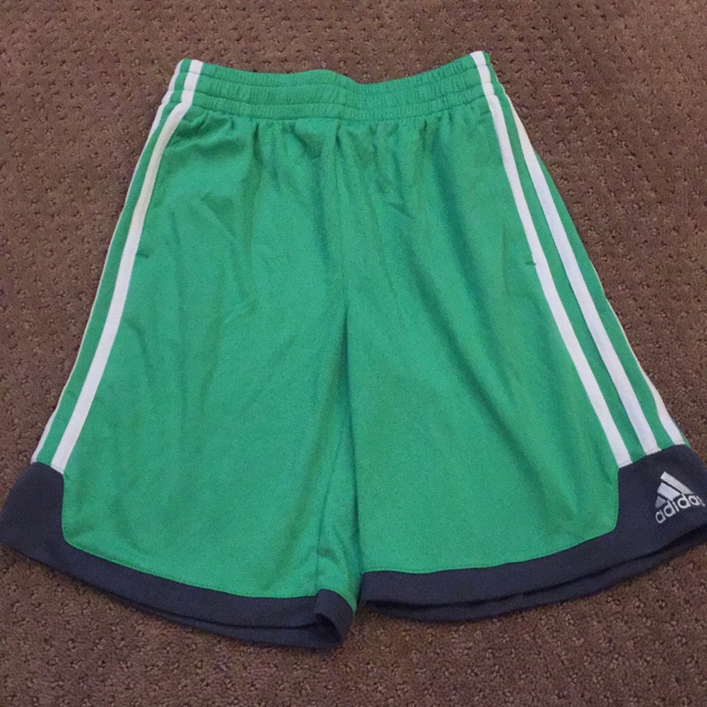 Adidas boys shorts, excellent condition size small